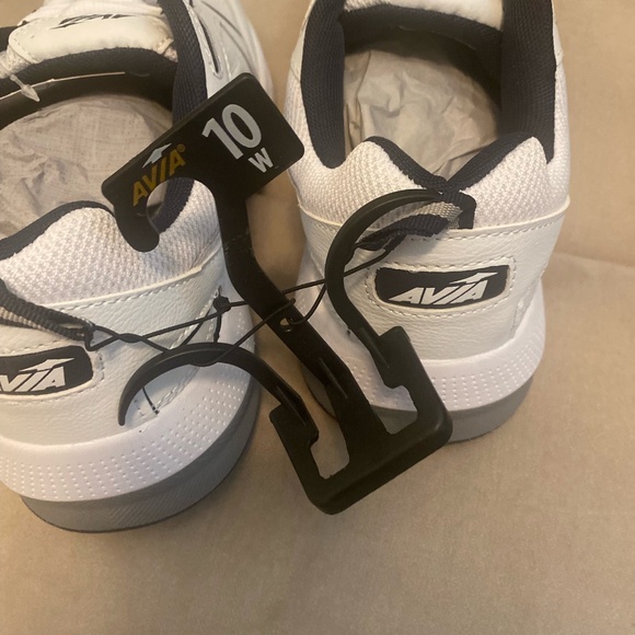 Shoes - Picture 3 of 6